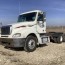 2002 freightliner columbia 120 t a